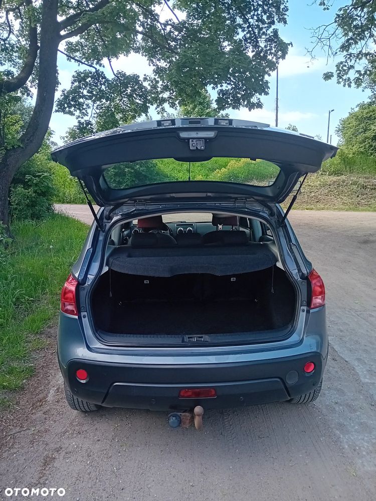 Nissan Qashqai 2.0 dCi Tekna - 4