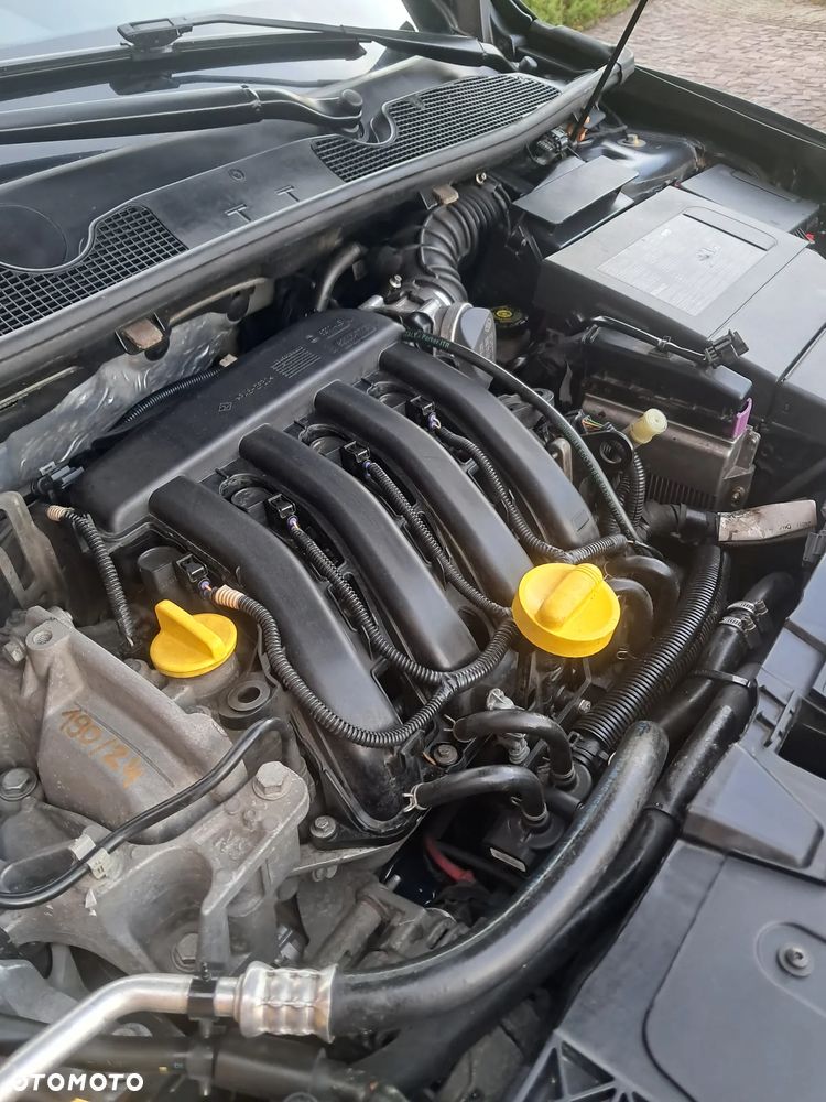 Renault Megane 1.6 16V 110 Dynamique - 12