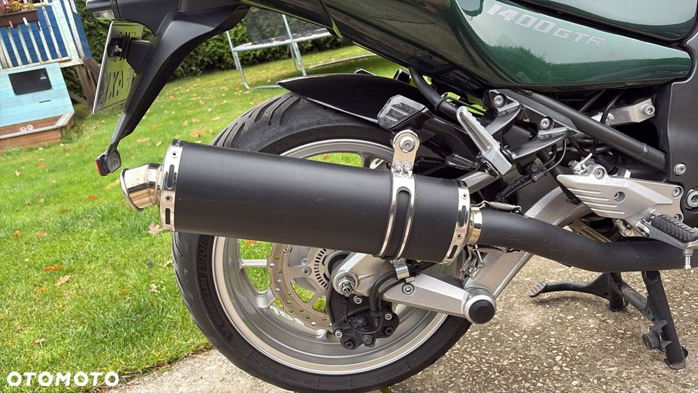 Kawasaki GTR - 12