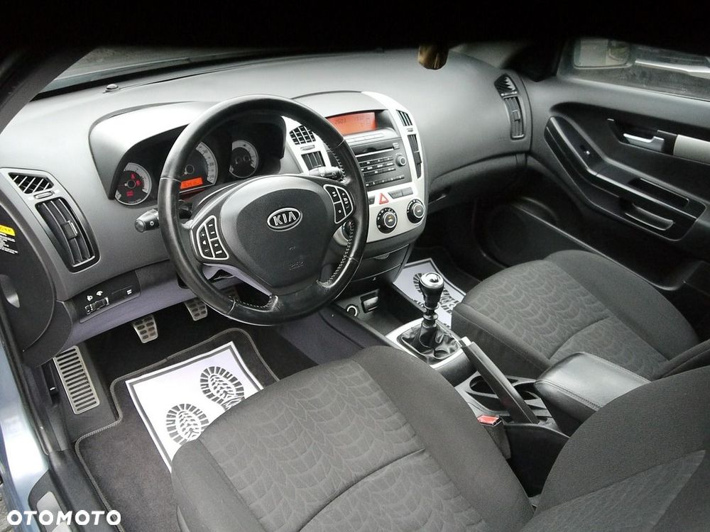 Kia ProCeed - 22