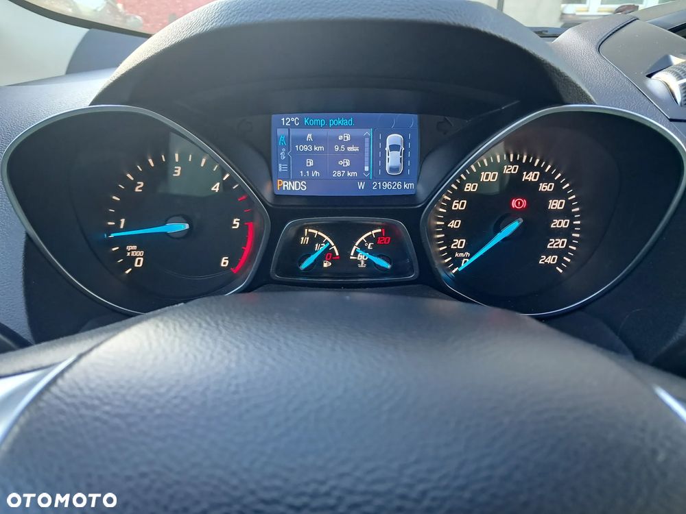 Ford Kuga 2.0 TDCi 4x4 Titanium - 14