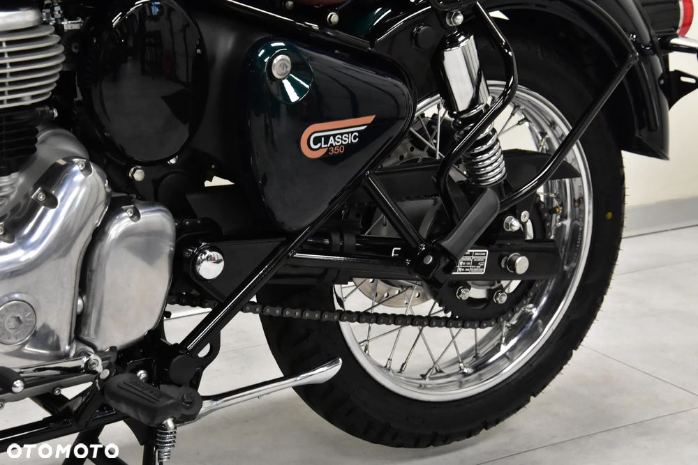 Royal Enfield Classic - 36