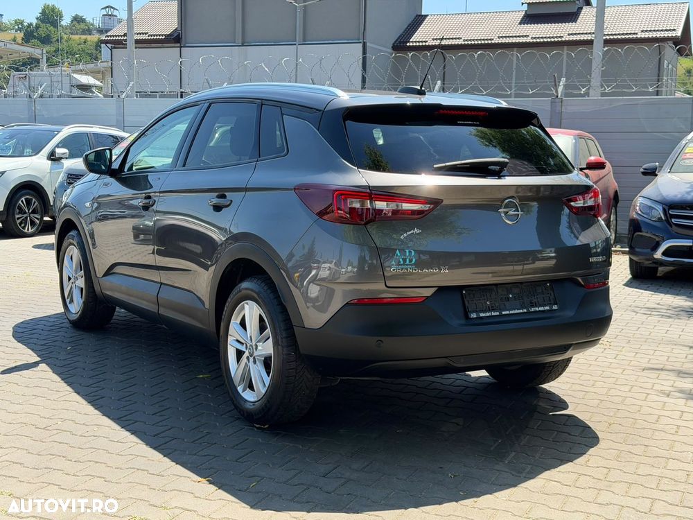 Opel Grandland X 1.6 START/STOP Enjoy - 4
