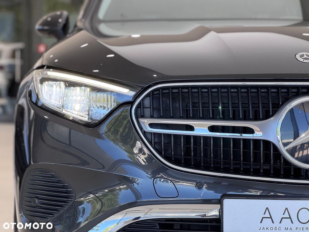 Mercedes-Benz GLC - 40