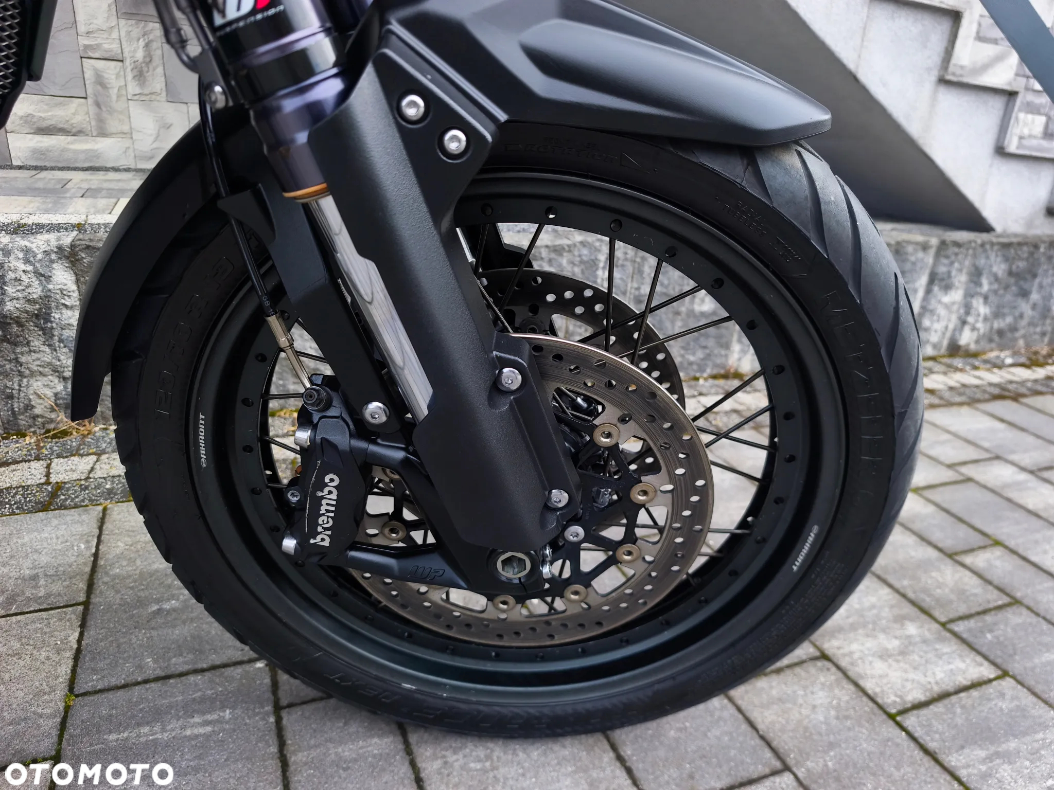 Triumph Tiger - 9
