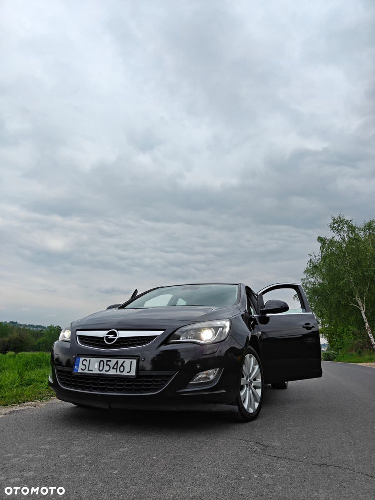 Opel Astra 1.4 T Cosmo - 2