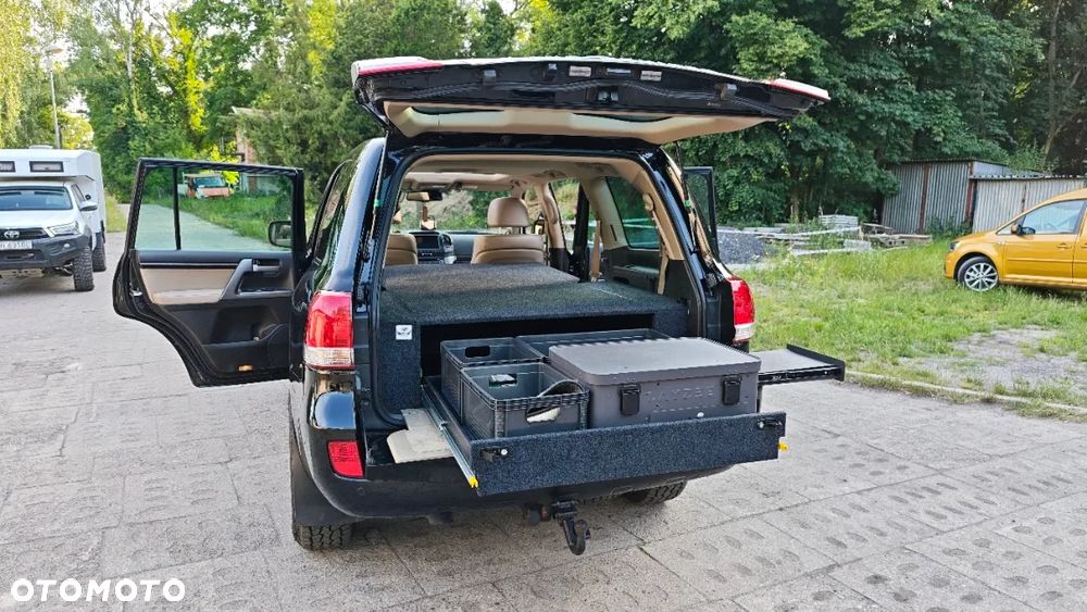 Toyota Land Cruiser LC 4.5 D-4D Prestige Platinium 7os - 17
