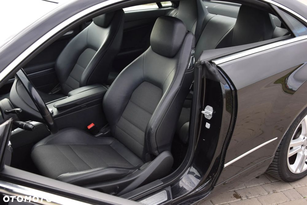 Mercedes-Benz Klasa E 250 CGI BlueEFFICIENCY Automatik Avantgarde - 30