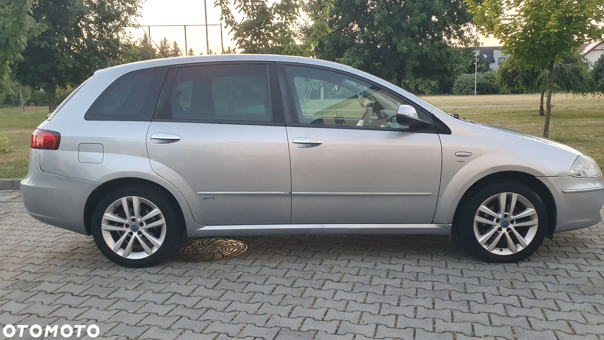 Fiat Croma 2.2 16V Automatik Dynamic - 2