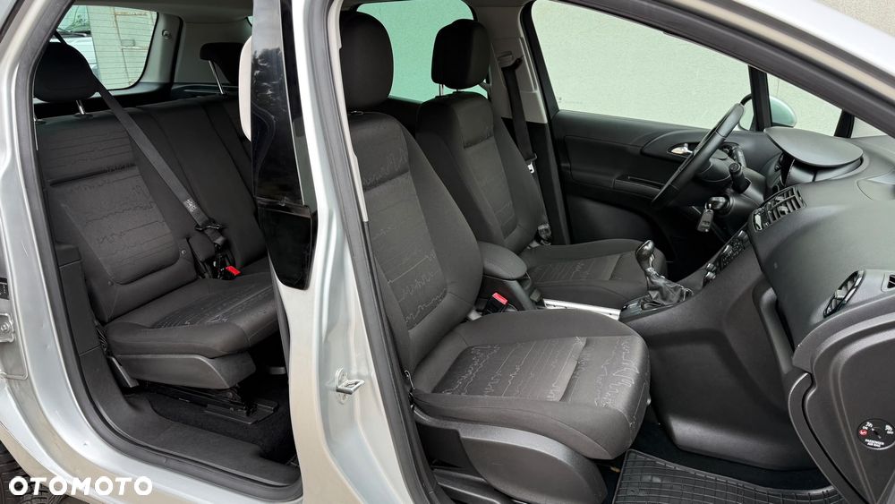 Opel Meriva 1.4 Enjoy - 32