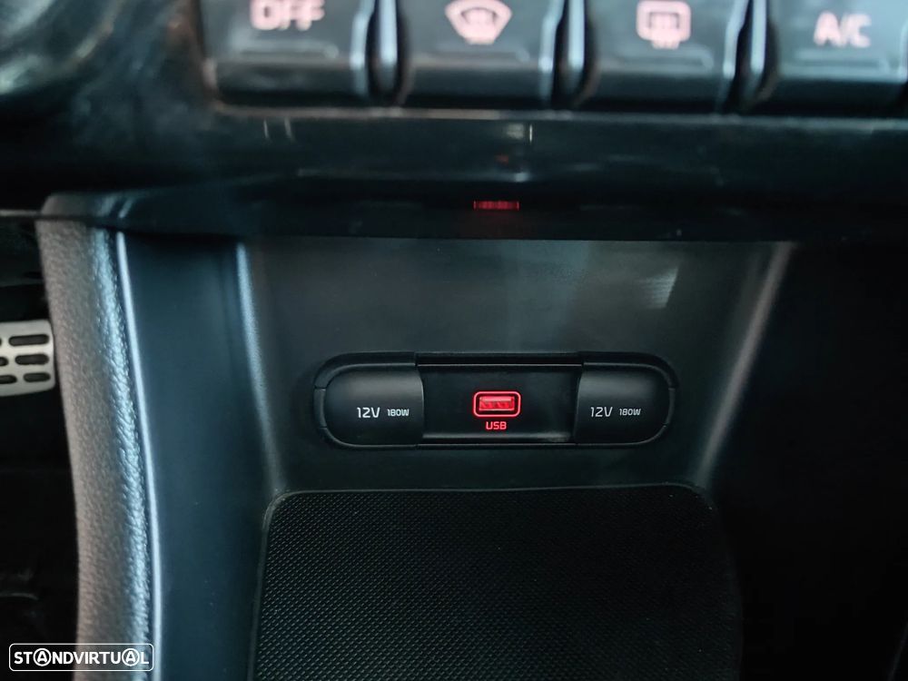 Kia Sportage 1.6 T-GDI GT Line +SRF 7DCT - 30