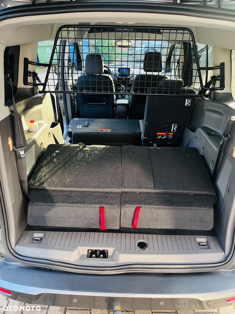 Ford Tourneo Connect - 17