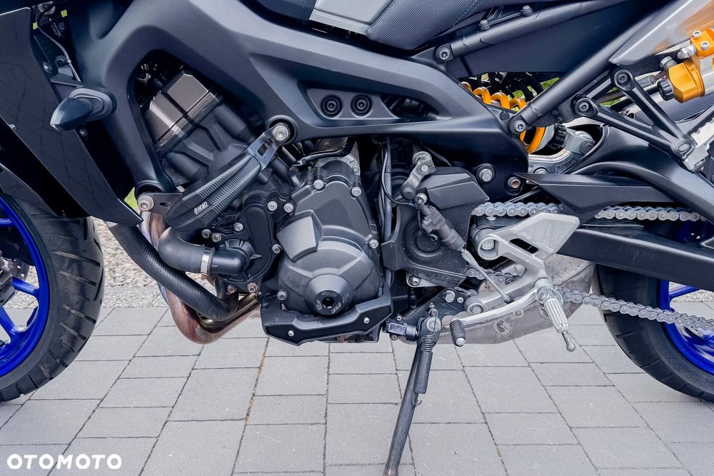 Yamaha MT - 28