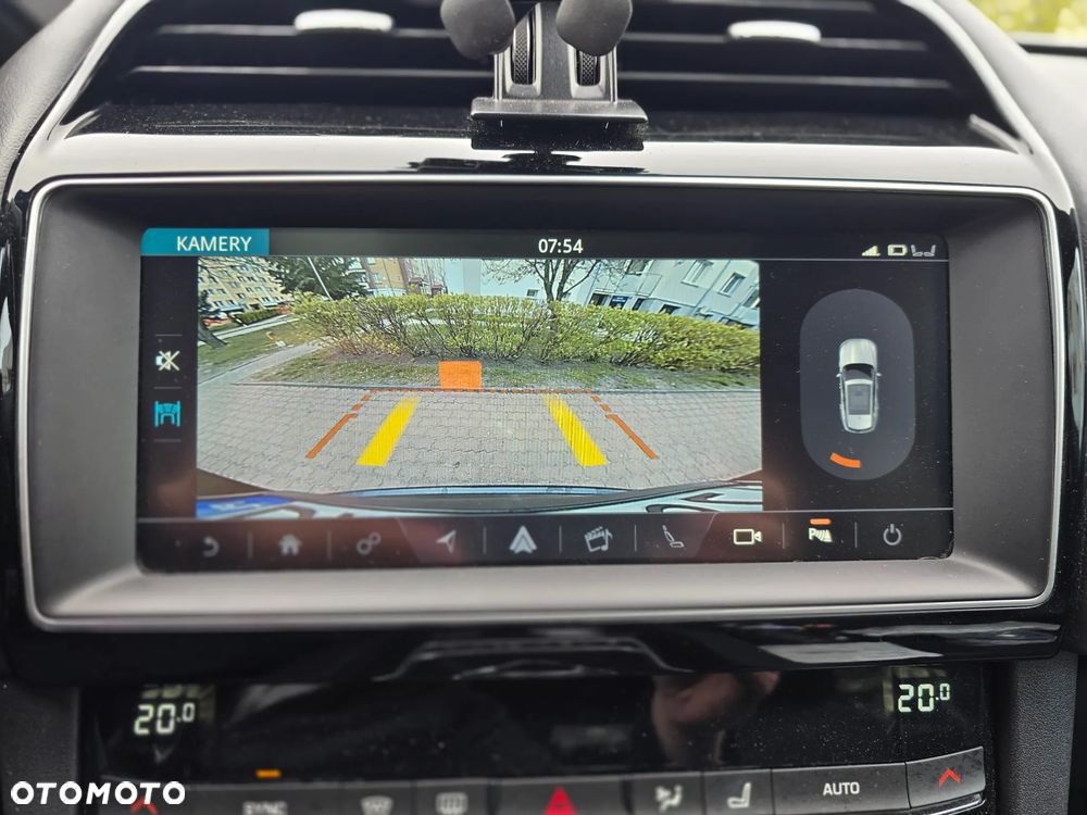 Jaguar F-Pace 30t AWD Prestige - 38