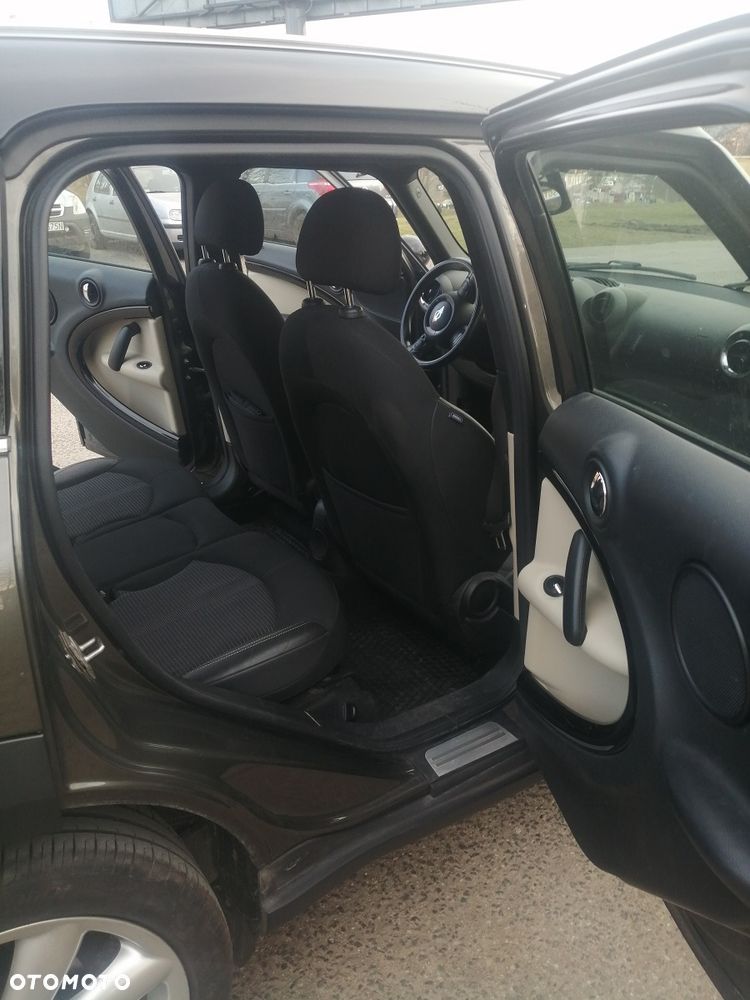 MINI Countryman Cooper D ALL4 - 16