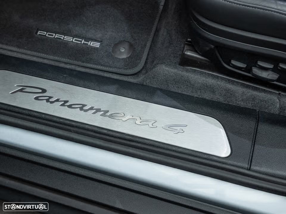 Porsche Panamera 4 E-Hybrid - 21