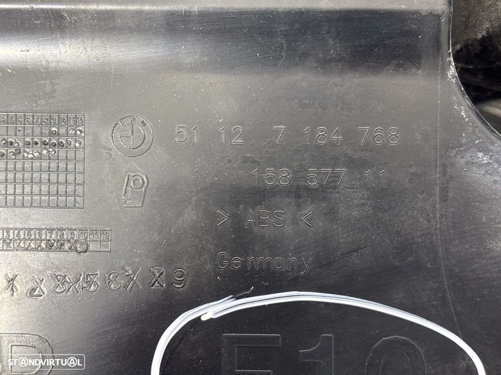 Guia do parachoques Dto Trás BMW 5 (F10) REF. 51127184768 - 2