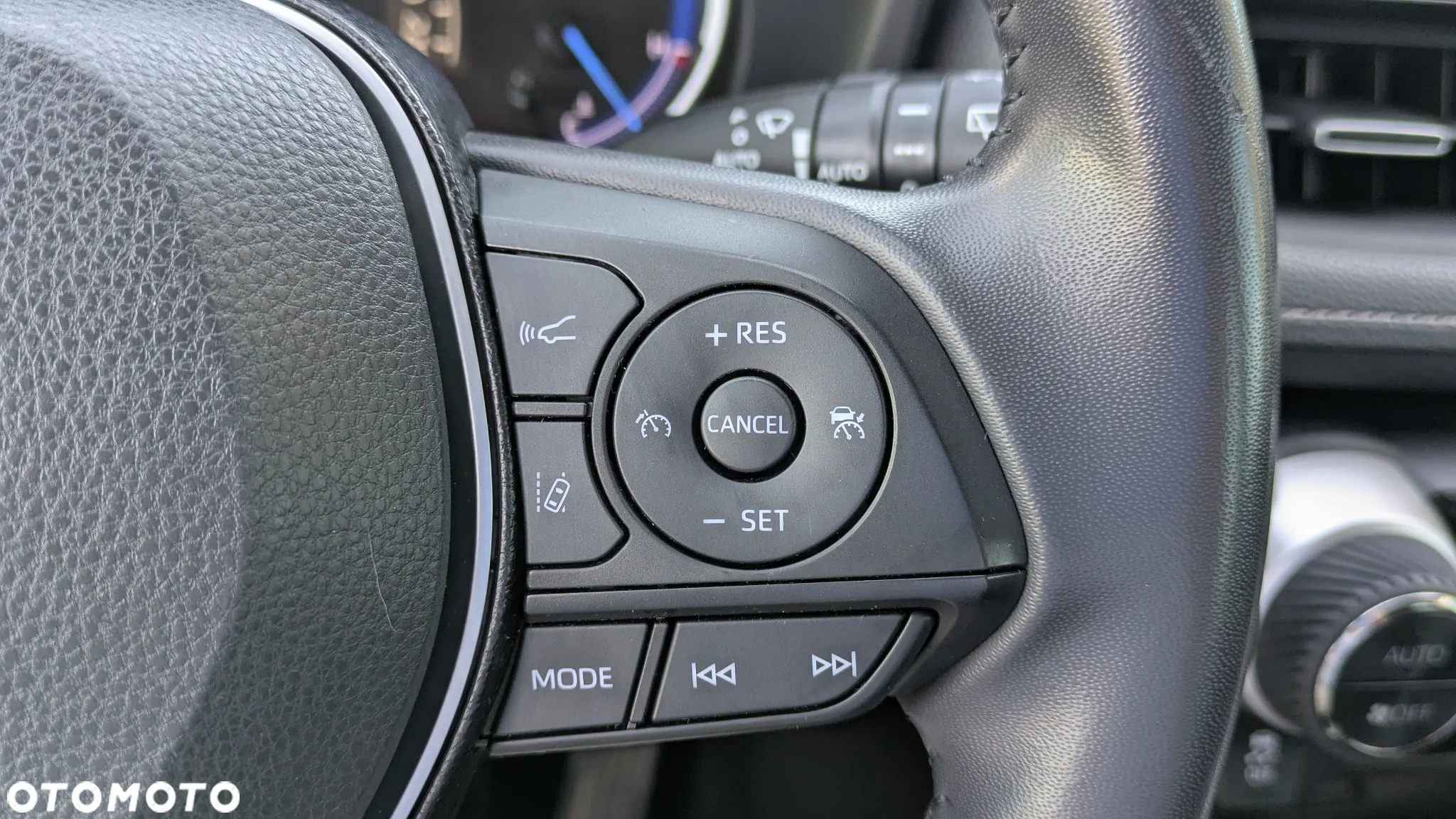 Toyota RAV4 2.5 Hybrid Comfort 4x2 - 16