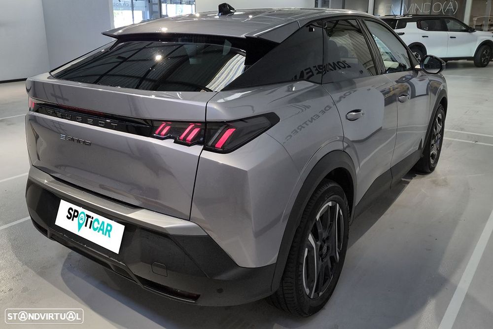 Peugeot E-3008 73 kWh Allure - 4