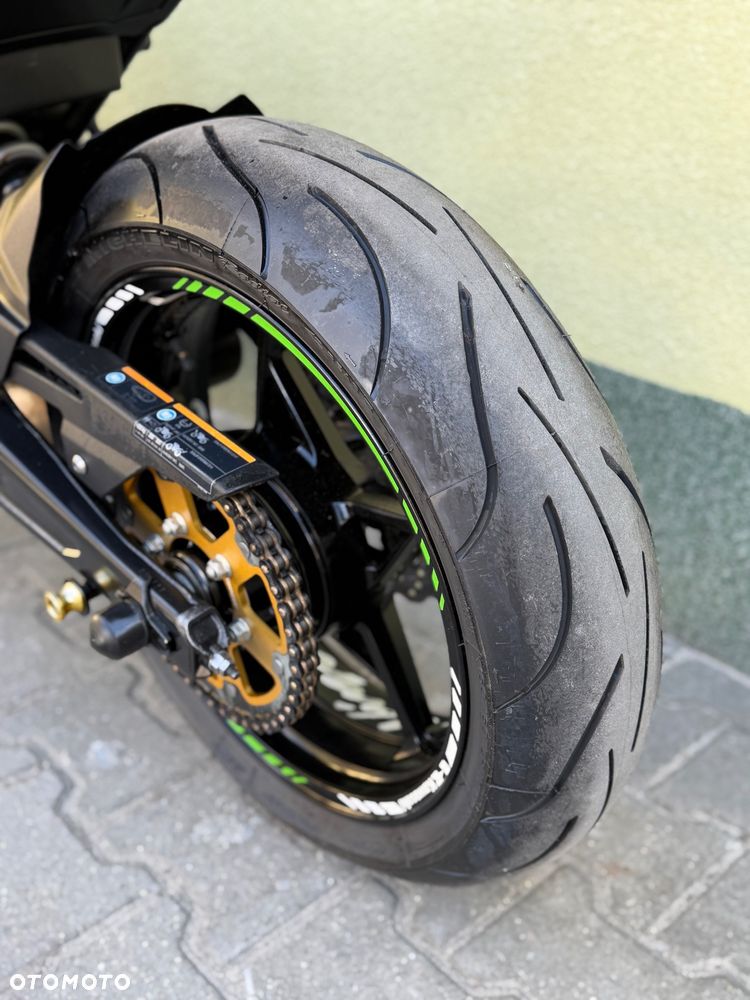 Kawasaki Ninja - 22