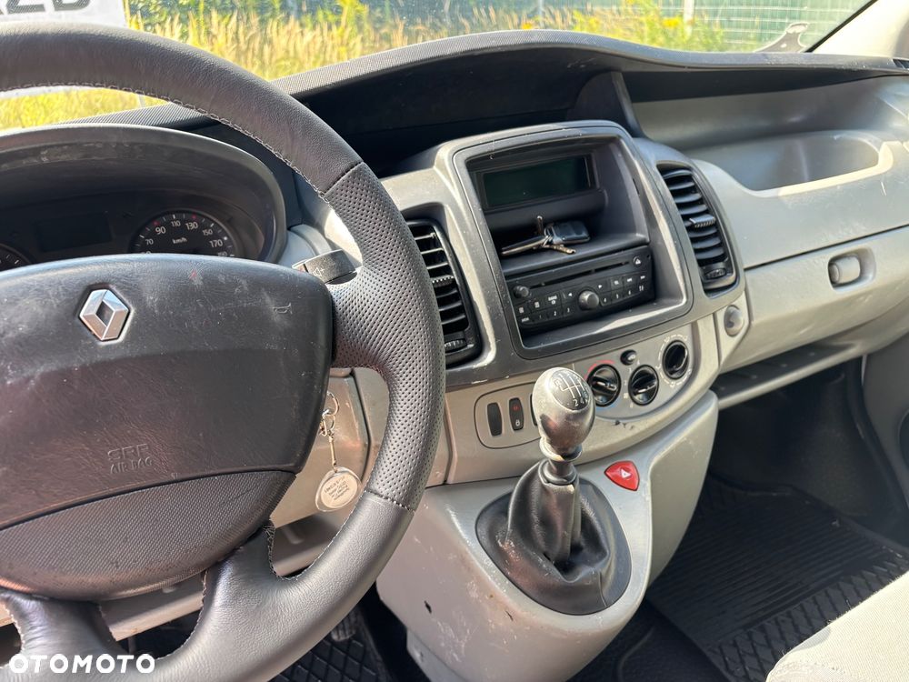 Renault Trafic - 10