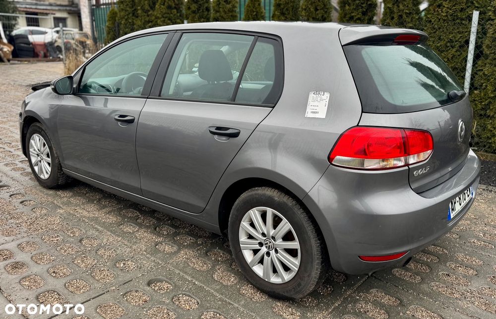 Volkswagen Golf 1.6 TDI DPF Style - 8