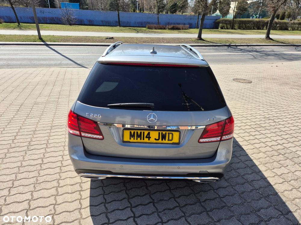 Mercedes-Benz Klasa E 220 CDI DPF BlueEFFICIENCY 7G-TRONIC - 7