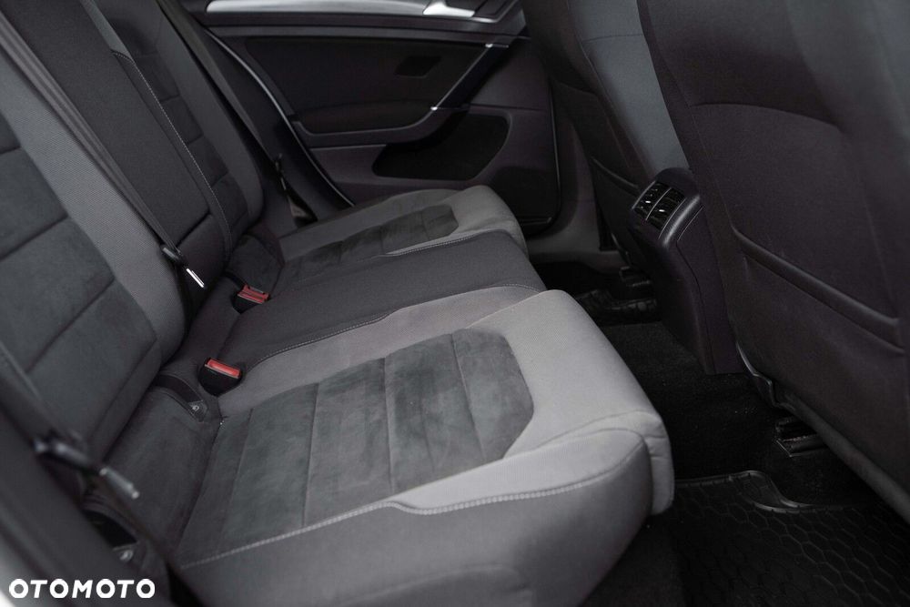 Volkswagen Golf 1.6 TDI BMT Comfortline - 28