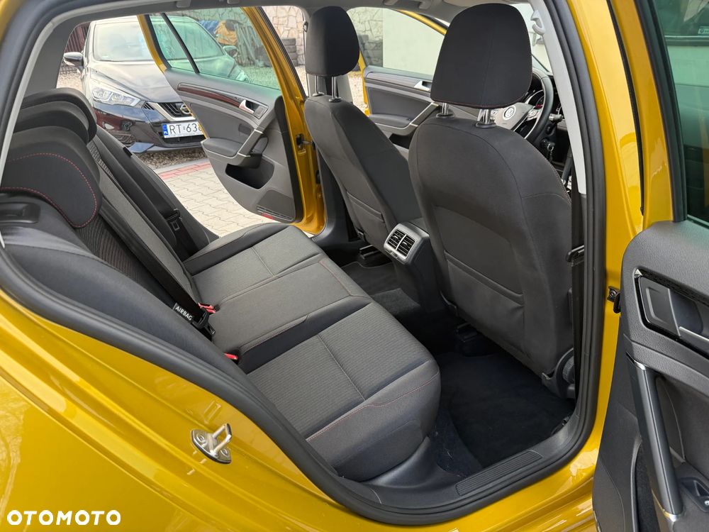 Volkswagen Golf 1.4 TSI Sound - 25