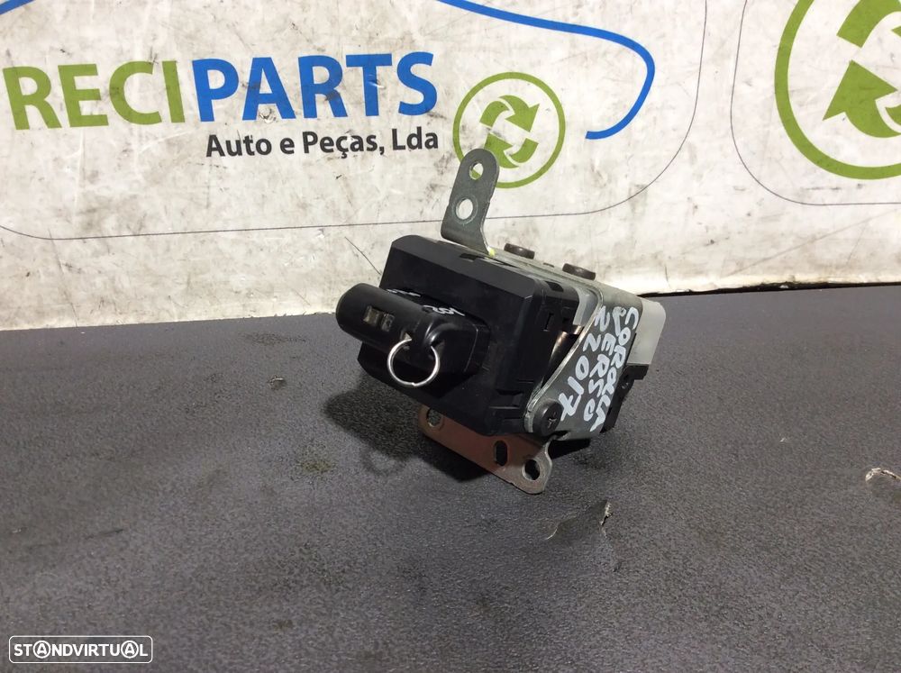 Canhão de ignição c/chave Toyota Verso - 2