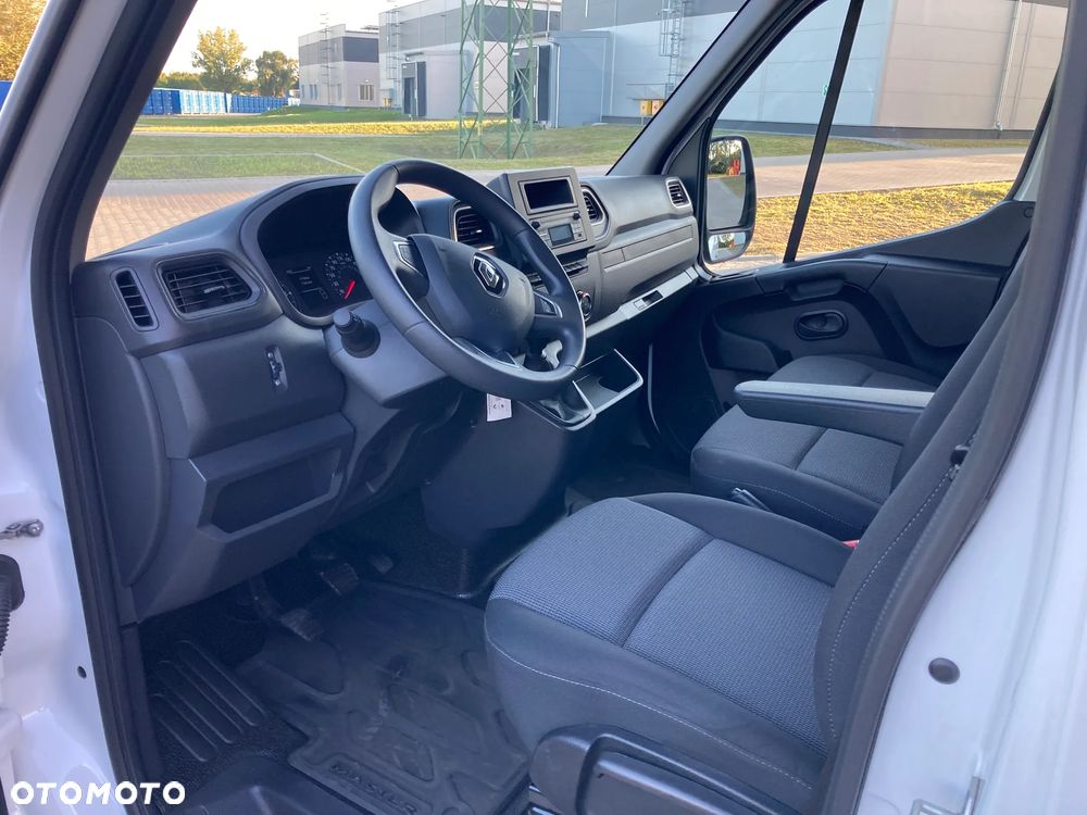 Renault Master - 15