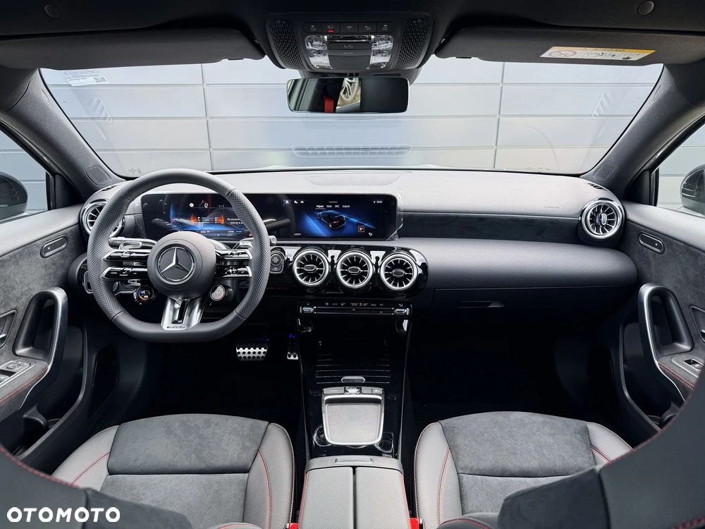 Mercedes-Benz Klasa A 35 AMG 4-Matic 8G-DCT - 9