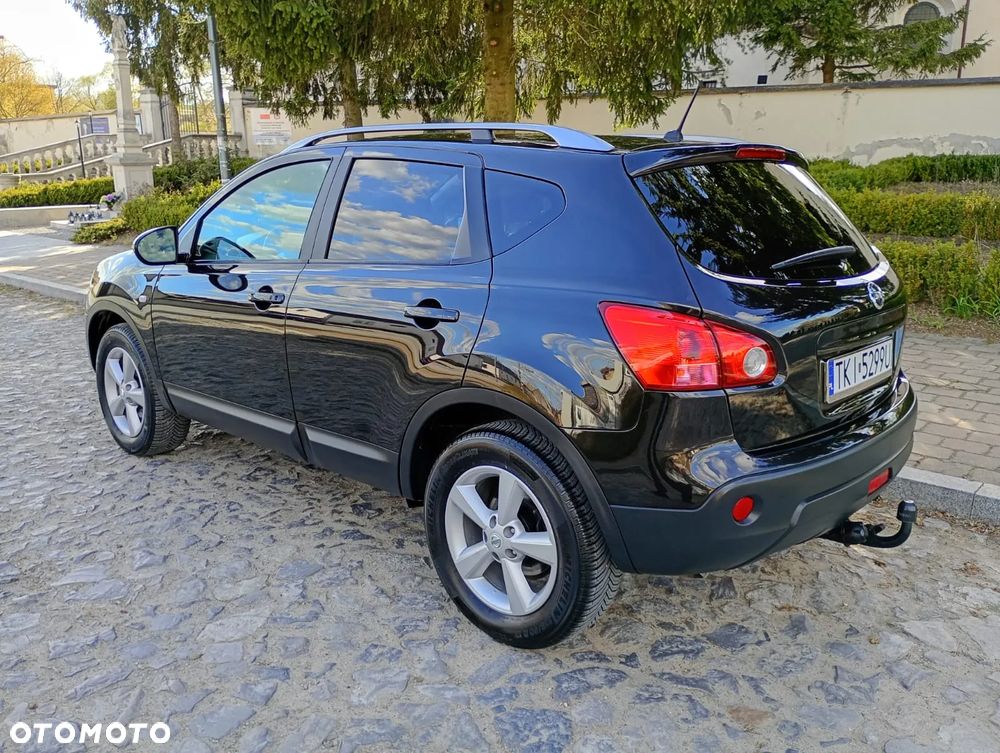 Nissan Qashqai 2.0 dCi 4 x 4 DPF tekna - 5