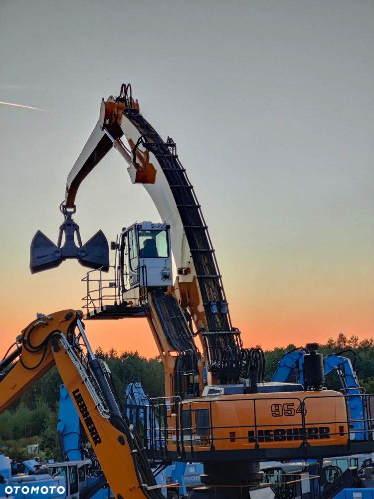 Liebherr R 954 - 6