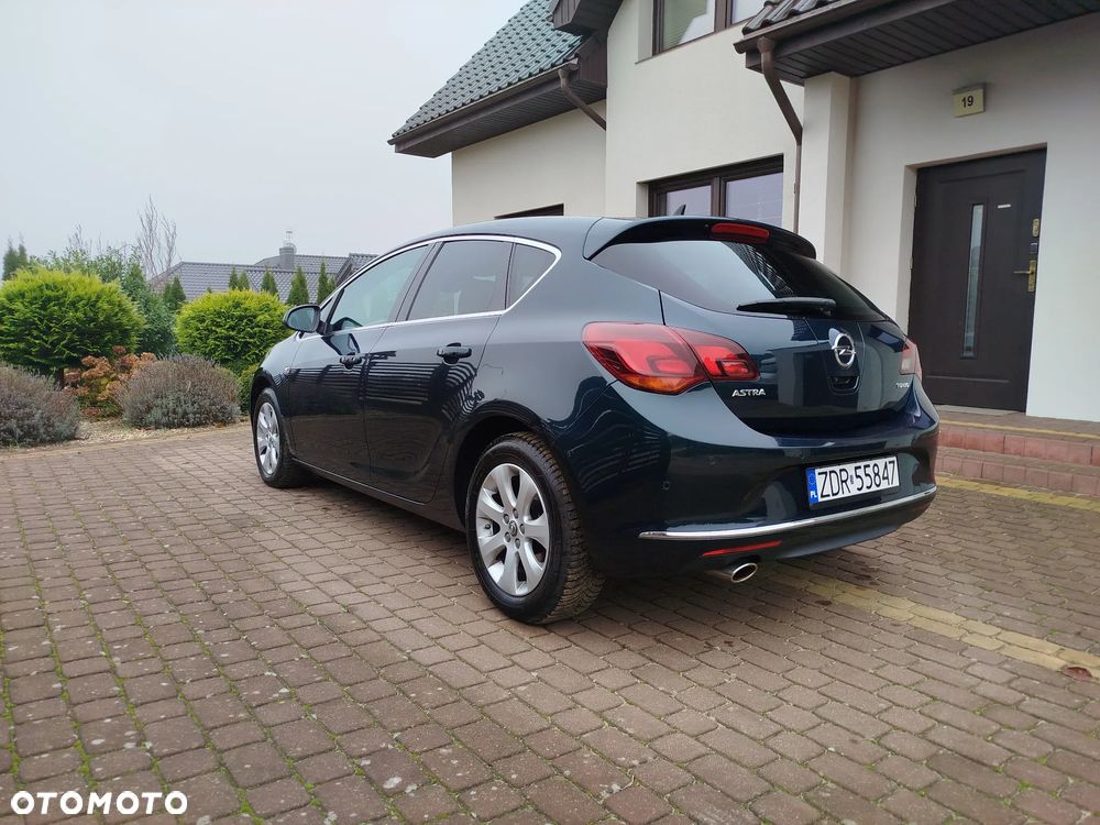 Używany Opel Astra 2014 - 33 800 PLN, 164 000 km - Otomoto.pl