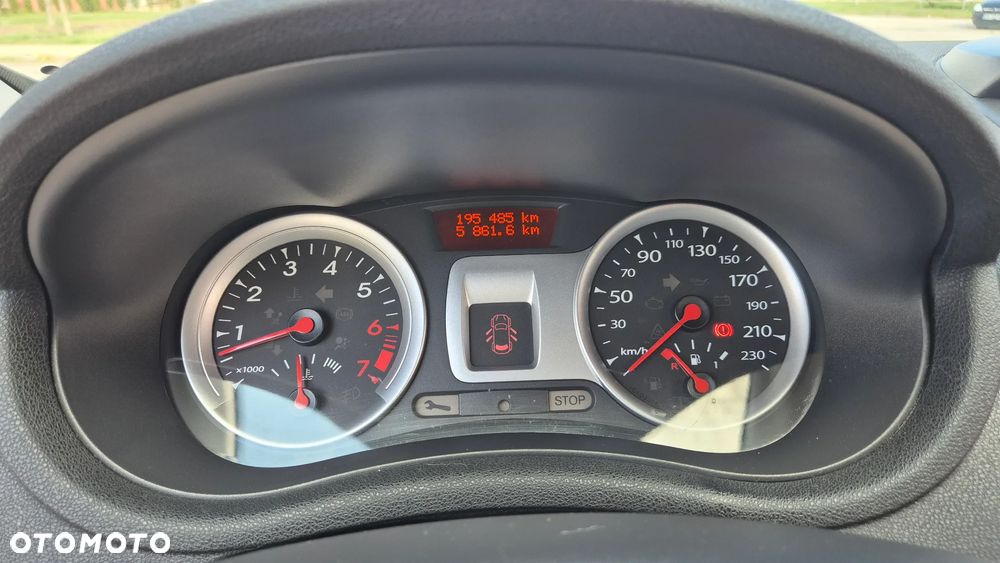Renault Clio 1.2 TCE Authentique - 18