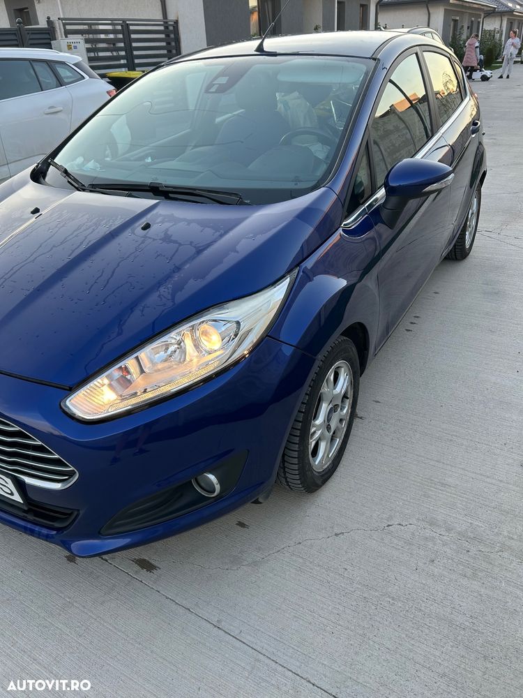 Ford Fiesta - 2