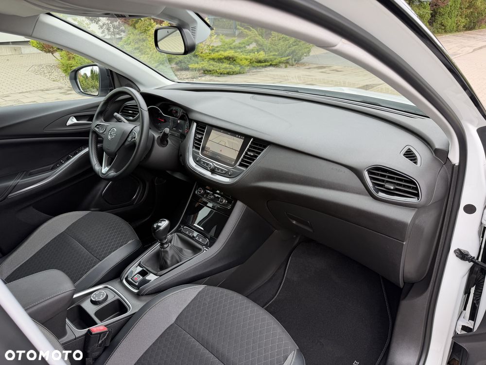 Opel Grandland X 1.6 D Start/Stop Business Edition - 25