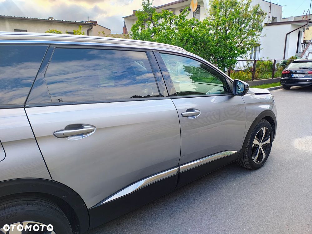 Peugeot 5008 - 10