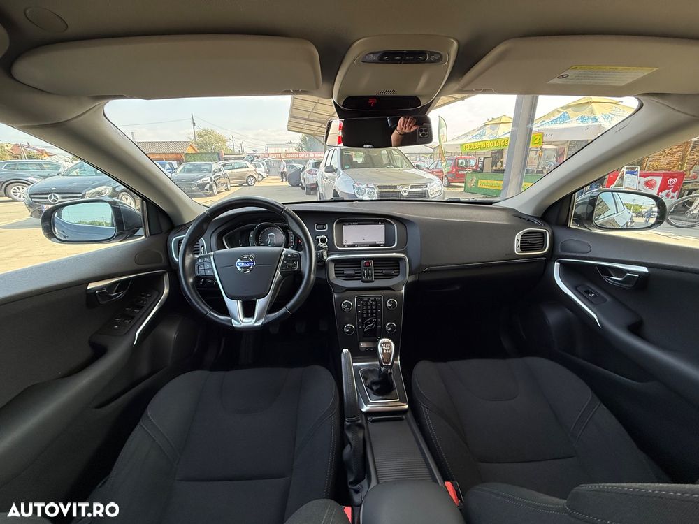 Volvo V40 D2 - 29