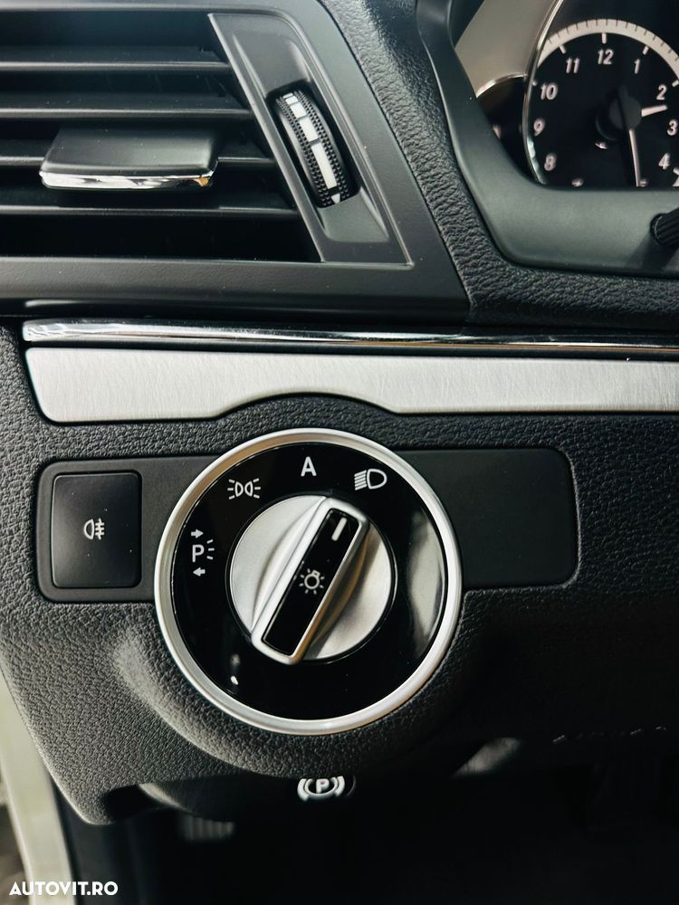 Mercedes-Benz E 220 CDI DPF BlueEFFICIENCY 7G-TRONIC Avantgarde - 13