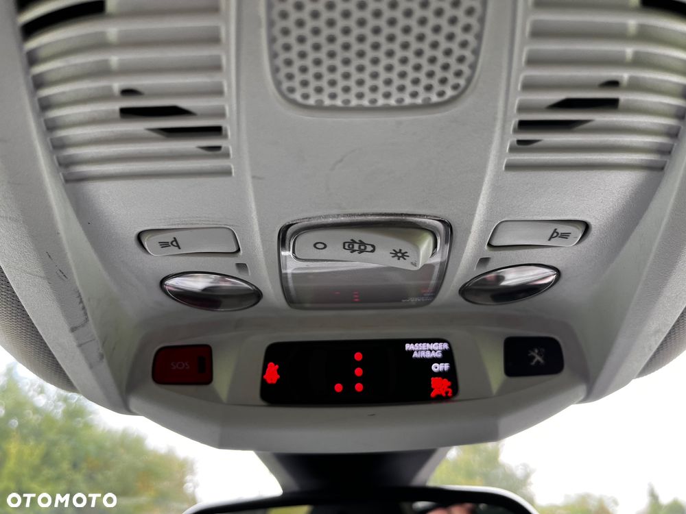 Peugeot 3008 PureTech 130 Stop & Start GPF EAT8 Active Pack - 30