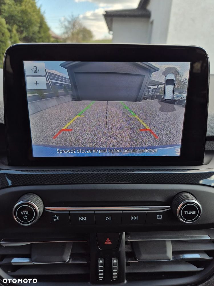 Ford Focus 1.0 EcoBoost Hybrid ST-LINE - 8