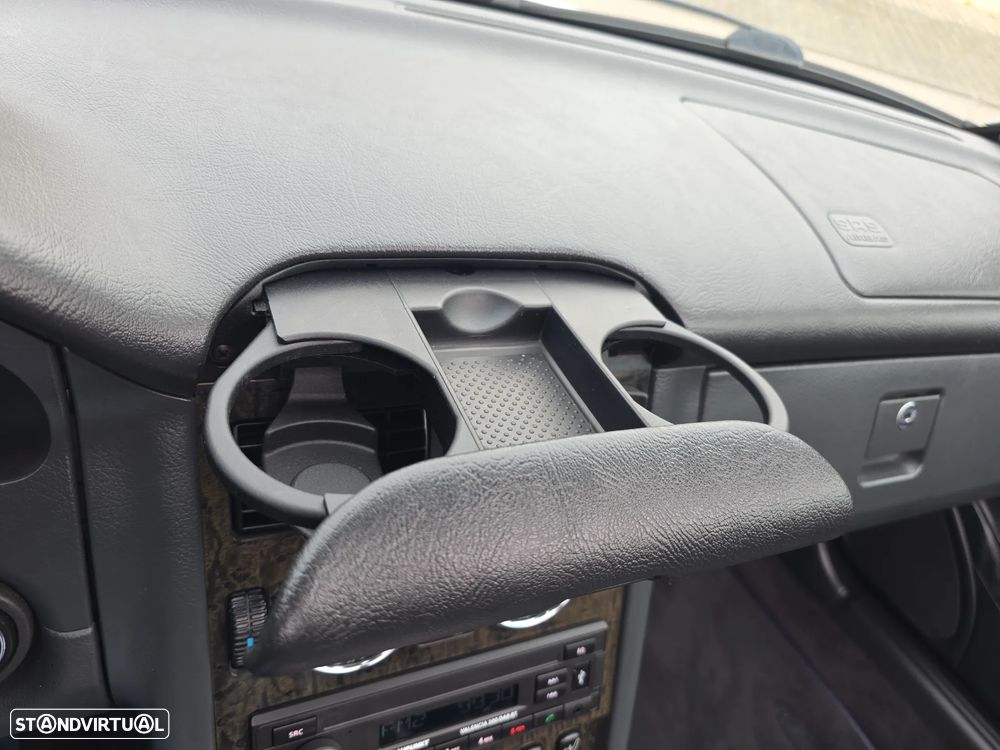 Mercedes-Benz SLK 32 AMG - 53