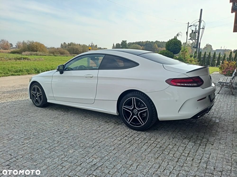 Mercedes-Benz Klasa C 180 9G-TRONIC - 14