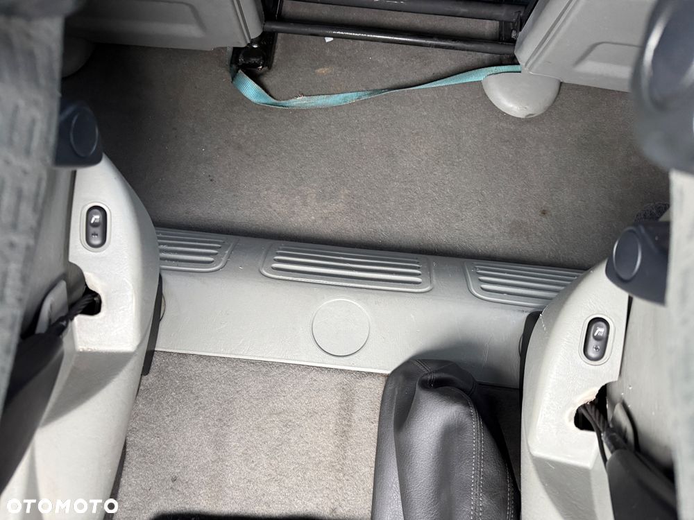 Nissan Primastar L1H1 (8-Si.) Avantour - 23