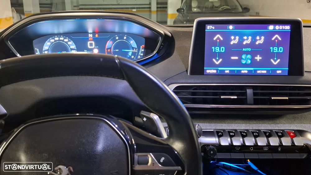 Peugeot 5008 1.6 BlueHDi Allure EAT6 - 10