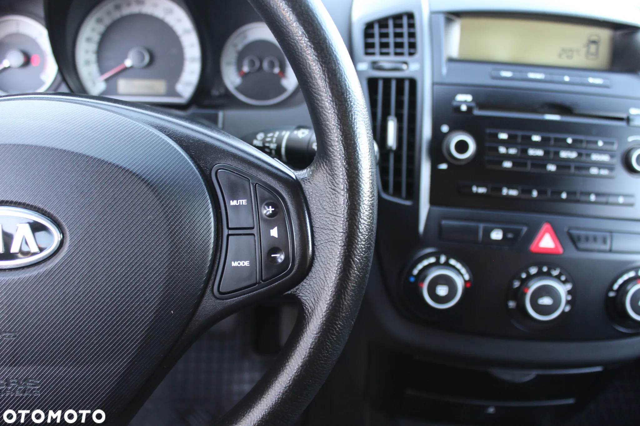 Kia Ceed Cee'd 1.6 Crdi Comfort - 26