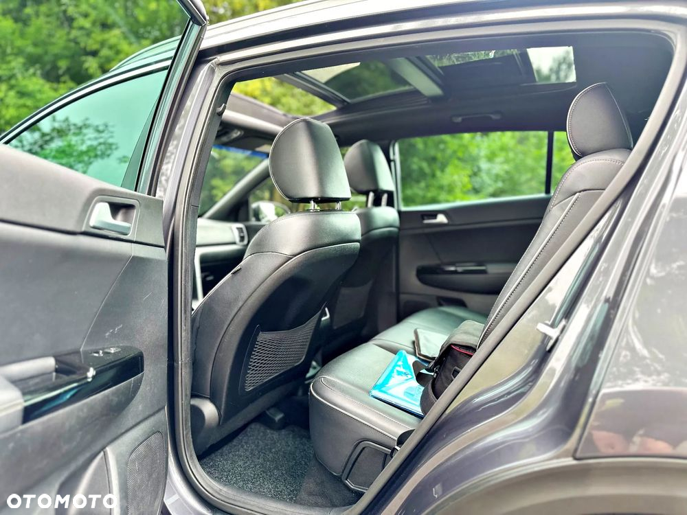 Kia Sportage 2,0 CRDI AWD GT Line - 28