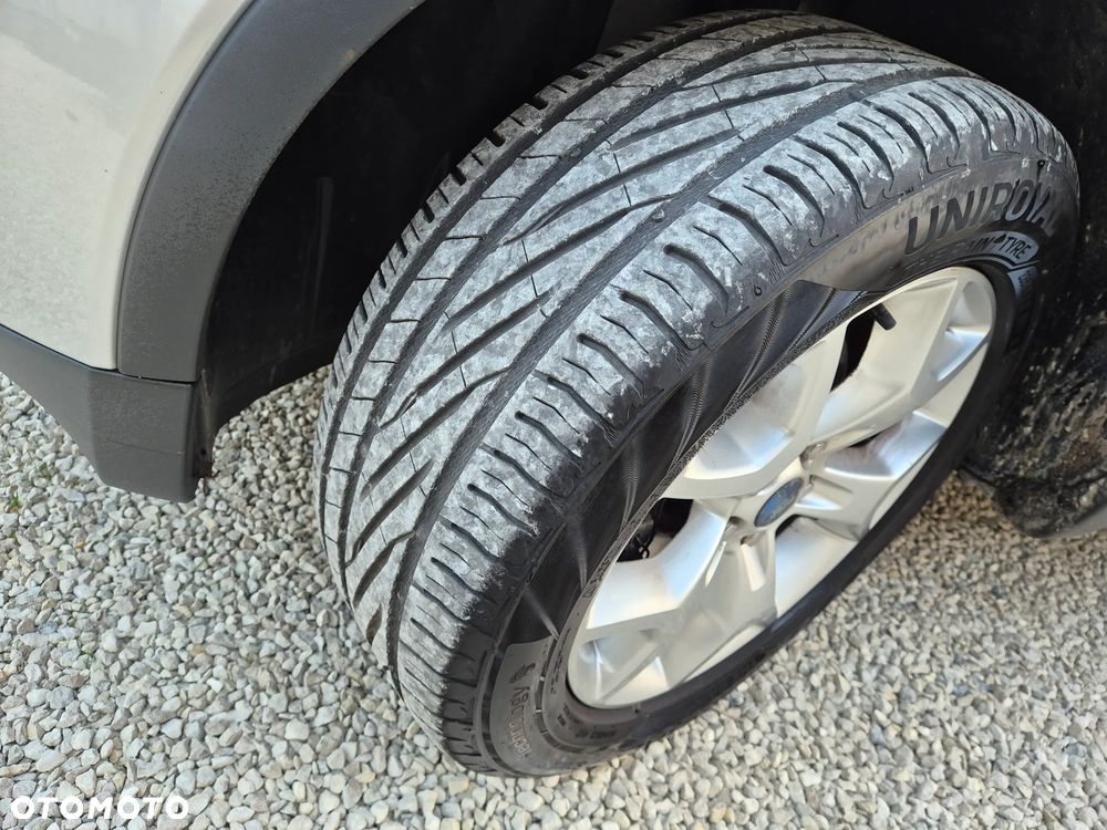 Ford Kuga 2.0 TDCi 2x4 Titanium - 19